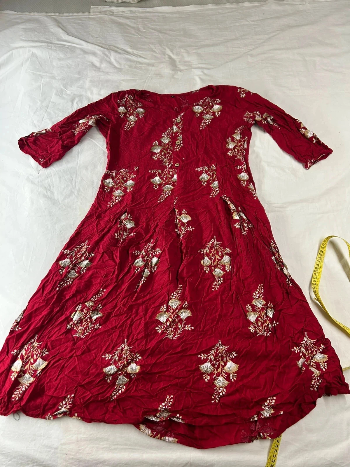 Robe à motifs vintage rouge bordeaux